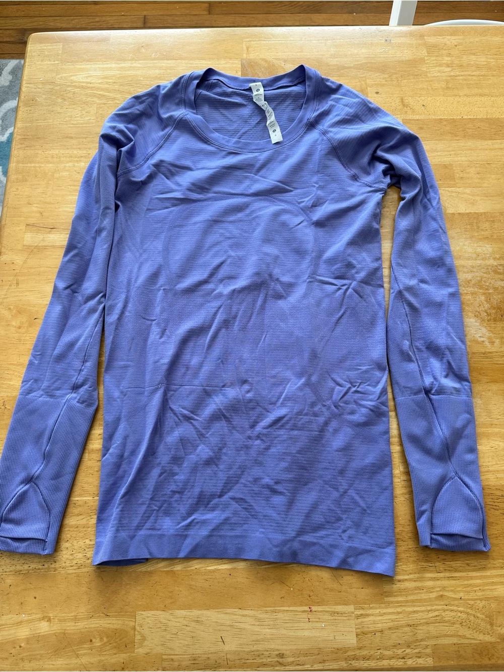 Lululemon long sleeve swiftly shirt size 6